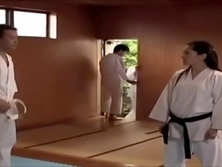 日本語 karate 老師 厲聲 由 studen 兩次