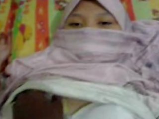 Asia lover in hijab groped & preparing to have adult clip
