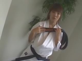 Hitomi tanaka. surgeon 類 karate.